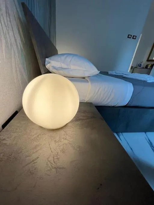 Appartamento Luxury Carrara Милан